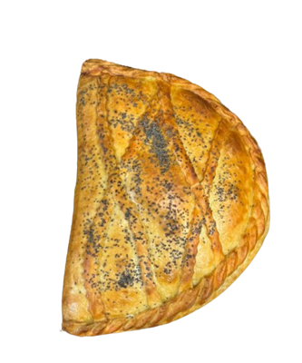 Пирог с картофелем и фаршем половина - фото 31065