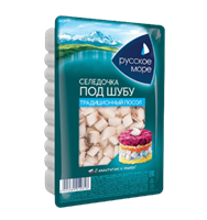 Кусочки сельди Русское Море "Под шубу" в масле 400гр